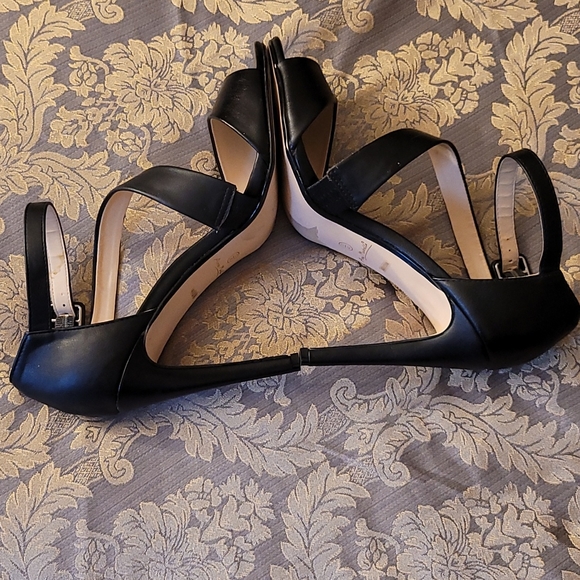 Black Ankle Wrap Open Toes Heels - Picture 7 of 11